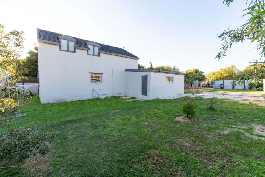 2 Bedroom Property for Sale in Guldenland Western Cape